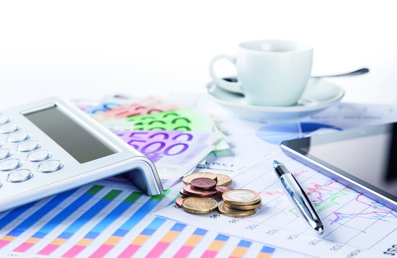 Alle wichtigen Werte 2026: SV-Werte, Lohnsteuertarife uvm