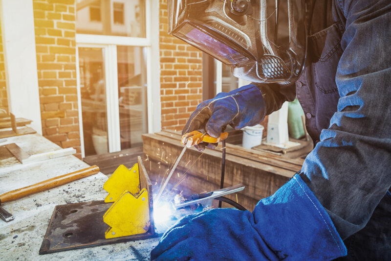 Maschinenbetriebsanweisung – WIG-Schweißen Maschinenbetriebsanweisung – WIG-Schweißen