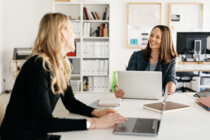 Desk-Sharing – wann fördert es die Produktivität?