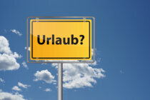 Anspruch auf Urlaubsersatzleistung trotz unberechtigtem Austritt