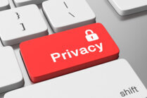 Datenschutz: Privacy by Design oder Privacy by Default?