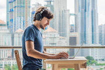 Mit diesen wertvollen Tipps ,,Zoom-Fatigue“ vermeiden