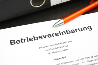 Darf Entgelt in einer Betriebsvereinbarung zur Arbeitszeit geregelt werden?