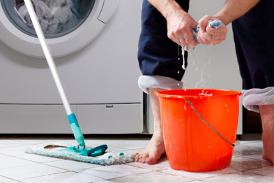 Zur Haftung bei Wassereintritt aus einem Keller